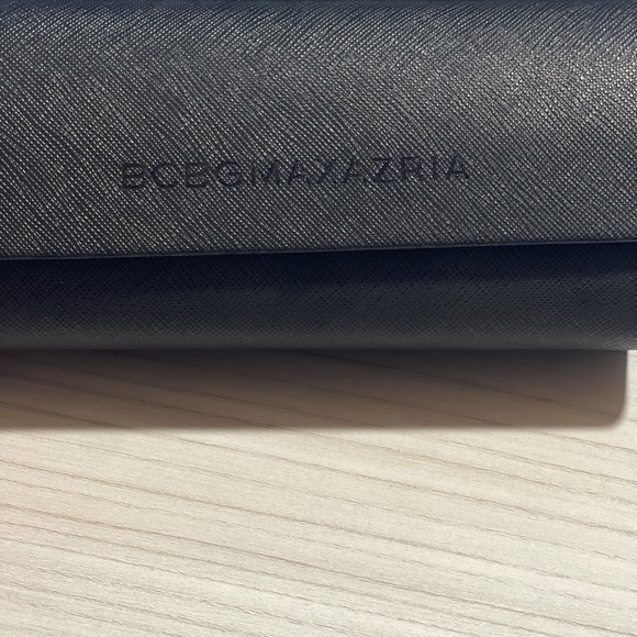 BCBGMAXAZRIA BRAND NEW SUNGLASSES - Picture 2 of 4